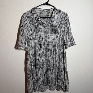 Anthropologie 11.1 Tylho Top Womens L White Black Cross Hatching Button Front